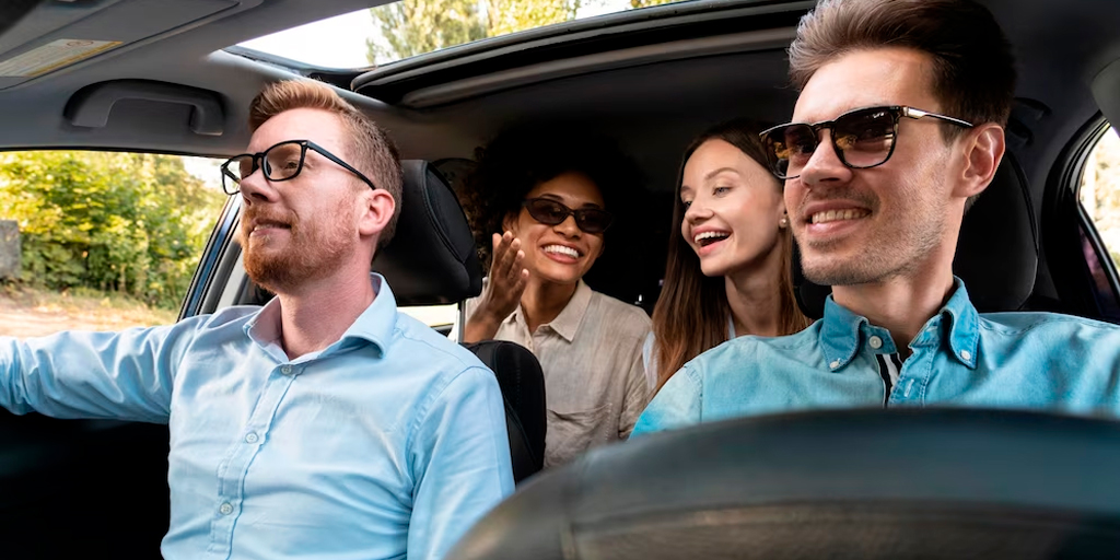 Todo Sobre Seguros, Vehículos, Vehículo compartido, Transporte urbano, Grupo de personas, Conducción segura