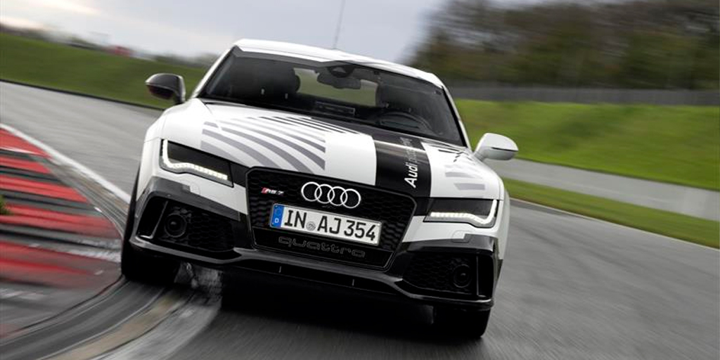 Todo Sobre Seguros, Vehículos, Audi A7, ciudad moderna, vehículo en movimiento, innovación automotriz